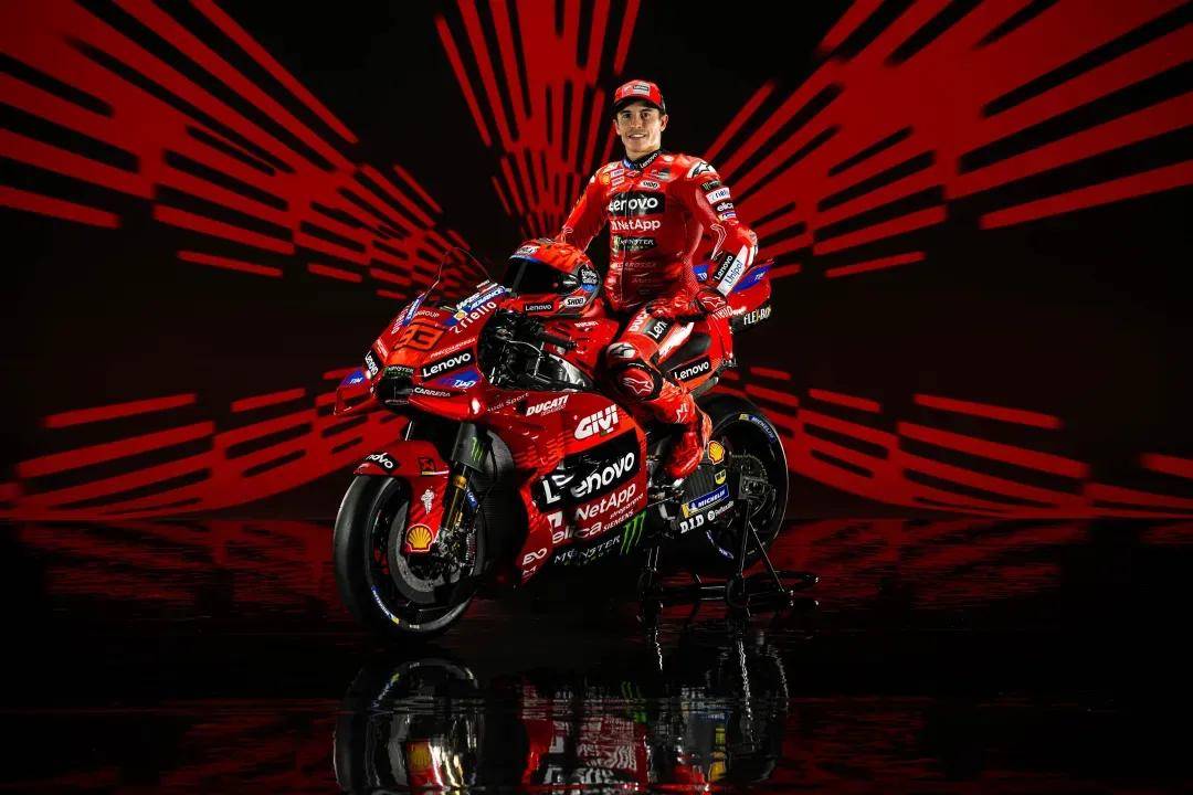 ta360联手MotoGP传奇马克马奎斯！爱游戏app网站重磅：中国品牌影石In