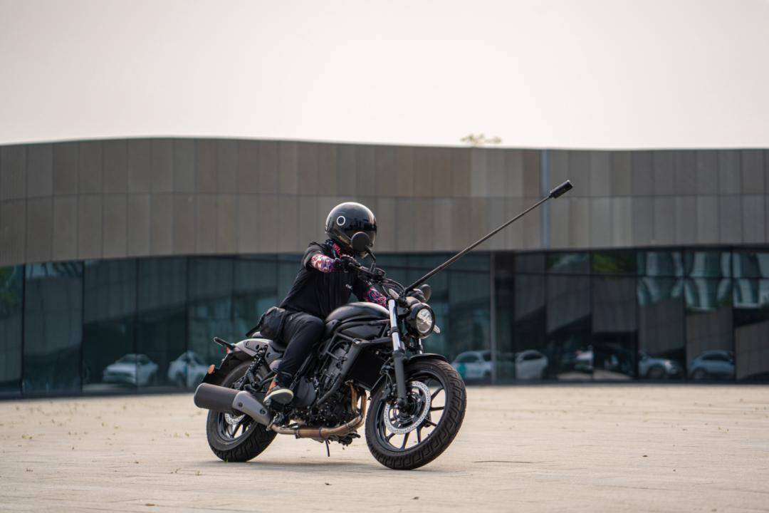 ta360联手MotoGP传奇马克马奎斯！爱游戏app网站重磅：中国品牌影石Ins(图9)