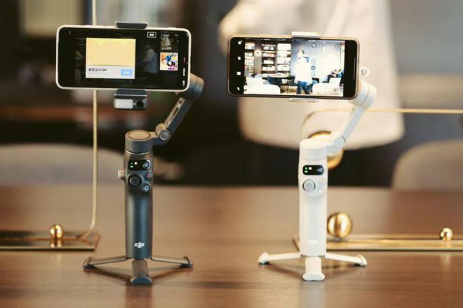 Moblie 7 Pro稳定器首发初体验！爱游戏ayx网站549元！大疆OSMO(图6)